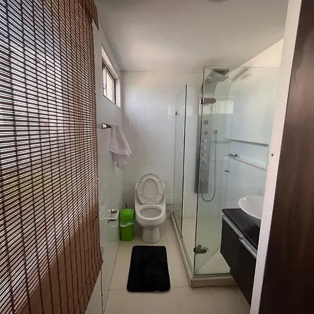 Cozy Beachfront Great Views & Pool Apartamento